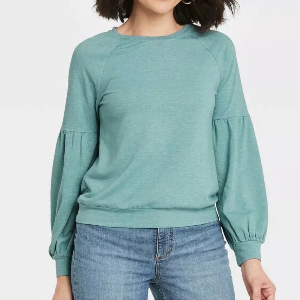 Knox Rose Sweatshirt Balloon Sleeve Lightweight Seafoam Green